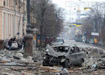 “Të lutem NATO, mbyll qiejt për raketat ruse mbi Ukrainë”, thirrja e dëshpëruar e një banori në Kharkiv