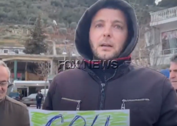 VIDEO/ “Më hoqën nga puna se prita Sali Berishën”, tundet Tepelena. Kjo nuk pritej