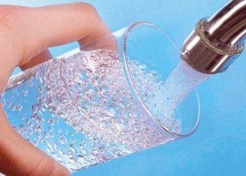 “Teknologjia e së ardhmes”/ Bill Gates investon në një projekt që prodhon ujë nga ajri