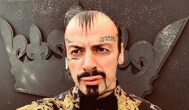 Rrahu nënën dhe babain/ Pas burgut, Vali Corleone përfundon në psikiatri