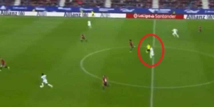 VIDEO/ Gjyqtari “turpëron” yllin e Realit, sprint të pabesueshëm nga mesfusha!