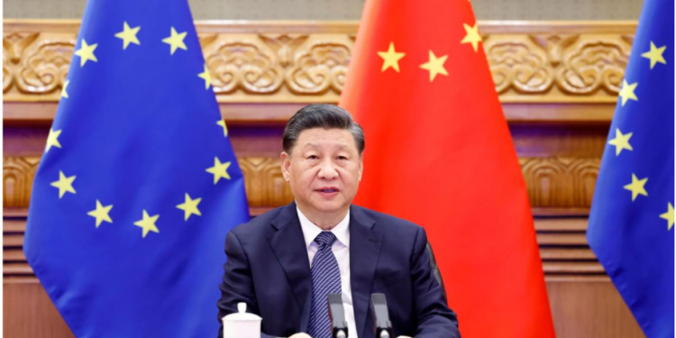 Kina paralajmëron BE-në se një luftë e gjatë në Ukrainë mund të çojë në shkatërrimin e saj