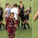 VIDEO/ E pëson anësorja femër më Brazil, trajneri e godet me kokë