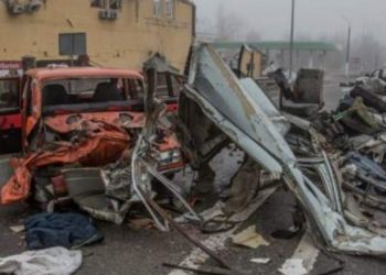 Civilët e vrarë rrugëve, bota dënon krimet e rusëve në Bucha