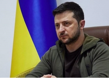 Zelensky flet para parlamentit të Estonisë: Rusia po përdor bomba fosfori në Ukrainë