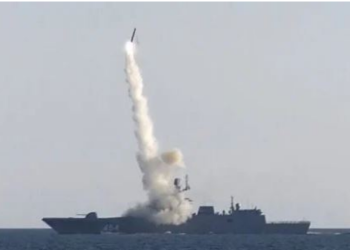 Që nga gadishulli i Krimesë, Rusia lëshon 3 raketa drejt Odesa-s