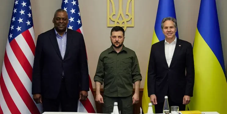 Blinken dhe Austin takojnë Zelenskyn, mediat zbardhin bisedën