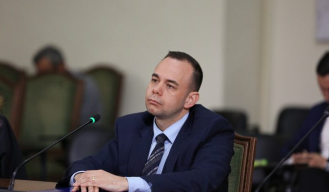 Detaje të reja/ Dje nuk u gjet në banesë, ja kur u vetëdorëzua Alqi Bllako