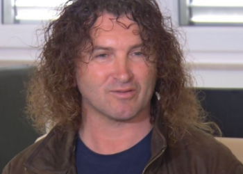 Me snajper dhe kallash, kush është tropojani i shpallur në kërkim, vëllai i “trurit” të grabitjes së Rinasit