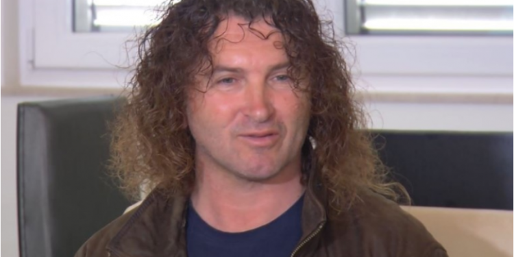 Me snajper dhe kallash, kush është tropojani i shpallur në kërkim, vëllai i “trurit” të grabitjes së Rinasit