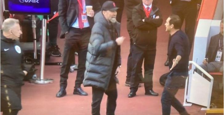 “Hesht të thashë!”, asgjë e re në takimin mes Lampard dhe Kloop, dy trajnerët përplasen sërish