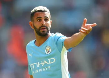 Skuadra “big” në ndjekje të Riyad Mahrez