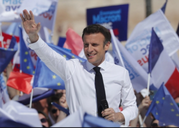 Babai i Macron shpërthen kundër francezëve: Janë mosmirënjohës ndaj djalit tim