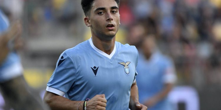 Rrihet dhe grabitet futbollisti i Lazios, kriminelët ishin veshur si policë