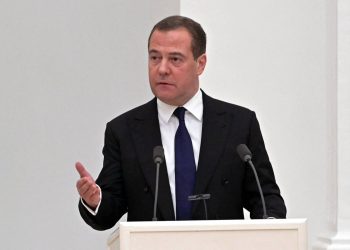 Medvedev: Do të furnizojmë me ushqime dhe produkte bujqësore vetëm miqtë tanë