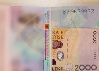 Interpoli arreston dy shtetas të shpallur në kërkim, tentoi të korruptonte policinë kufitare për të…