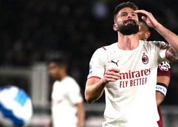 VIDEO/ Milani del nga shinat, ndalet në barazim në Torino