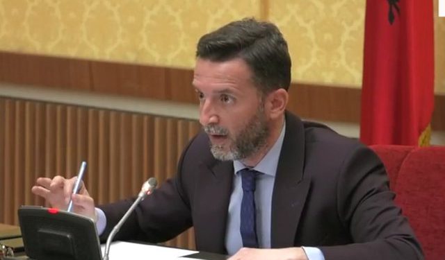 “Jemi bërë turpi i botës”/ Braçe i shqetësuar për “Call-centerat”: Fenomen kriminal, SHISH asnjë veprim