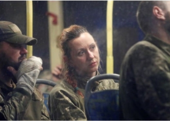 Rusia pretendon se 694 ushtarë ukrainas të bllokuar në fabrikën e çelikut janë dorëzuar