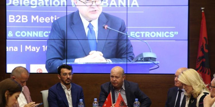 Ambasadori Murat Ahmet Yörük: Rritja e investimeve strategjike në Shqipëri, synim i Qeverisë turke