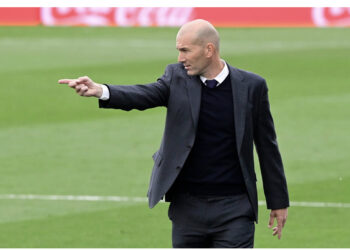 Dorëzohet edhe Zidane, tekniku bindet nga sheikët, gati të ulet në stolin e PSG