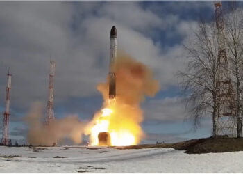 Zyrtari rus kërcënon Ballkanin me sulm bërthamor: Raketa jonë s’do të kërkojë leje të fluturojë mbi ta