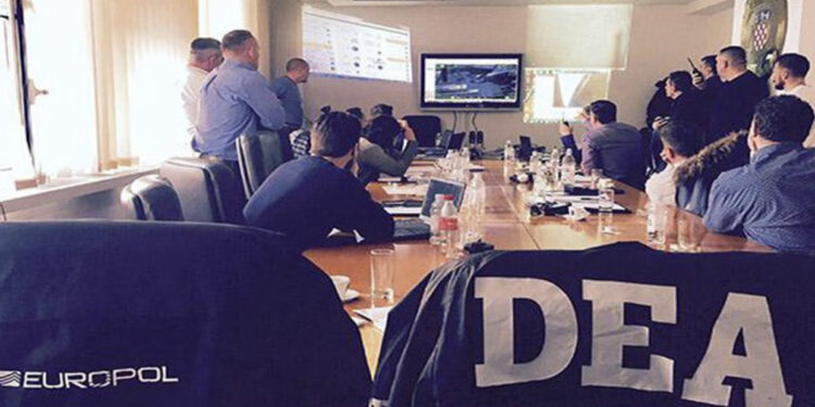 DEA “zbarkon” në Shqipëri, zyra të reja edhe në Tiranë