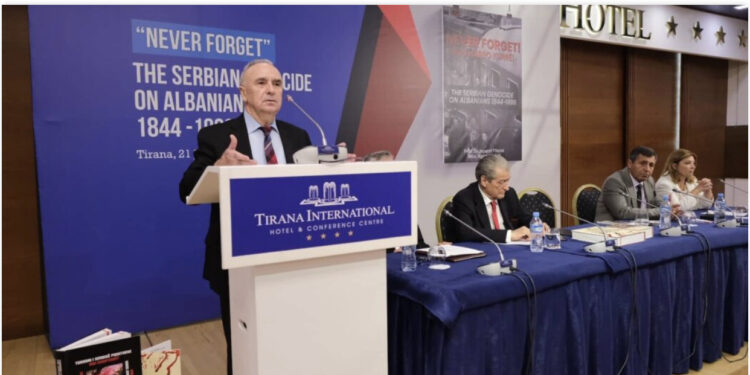 Shqiptaro-amerikani thirrje ambasadores Kim: Kërkoji DASH heqjen e non grata për Berishën