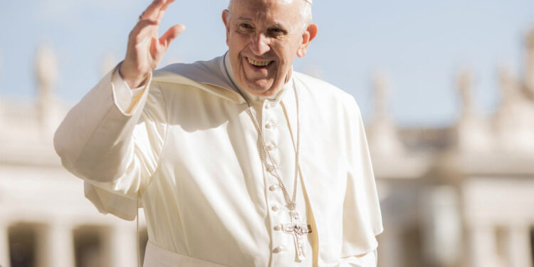 Tronditet Vatikani, mediat italiane: Papa drejt dorëheqjes