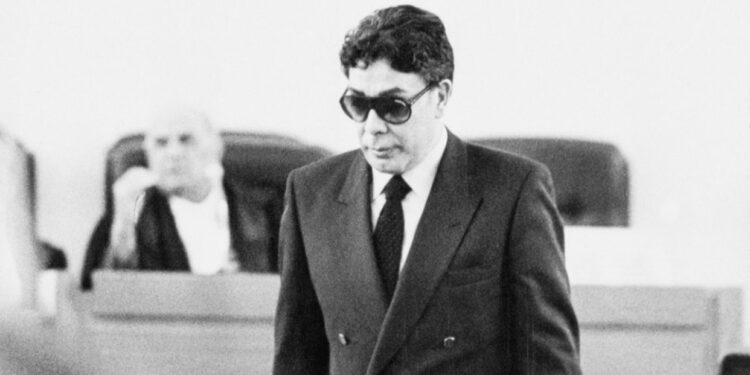 Në fillim unë, pastaj ti: Paralajmërimi i zi i bosit të penduar të mafias ndaj Falcones