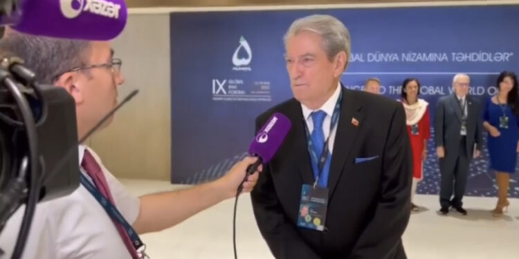 VIDEO/ Berisha merr pjesë në forumin “Global te IX” në Baku: Është një mundësi për të paraqitur qëndrimet e PD për zhvillimet në vend dhe rajon