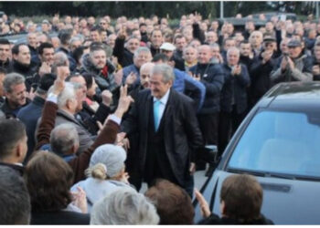 Sali Berisha: Revolta po zien anekënd vendit, jemi të vonuar për protestat