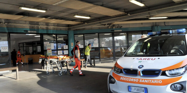 Prindërit e çuan me urgjencë në spital, foshnja 10-muajshe ishte helmuar nga kanabisi