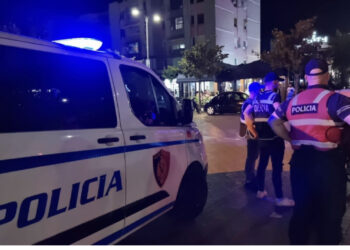 EMRI/ Qëllohet 7 herë me pistolet ndaj një 30-vjeçari në Elbasan