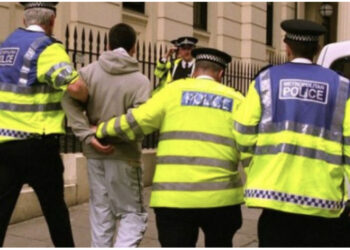 EMRAT/ Arrestohen në Angli 3 shqiptarë, kishin mbushur qytetin me kanabis