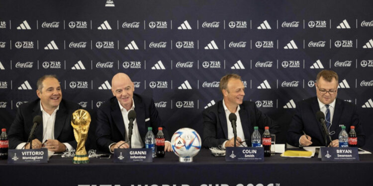 Zyrtare, Kupa e Botës 2026 do të luhet në Amerikën Veriore