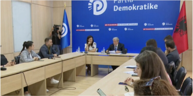 Berisha: Të besosh trillimet e Gazment Bashës është sikur të besosh Lulin, i shërbejnë Ramës