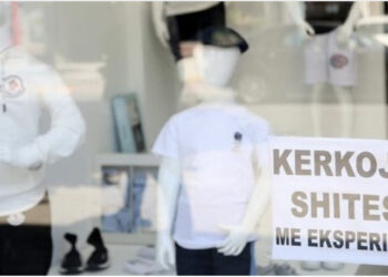 Të rinjtë largohen masivisht jashtë shtetit, falimentojnë bizneset