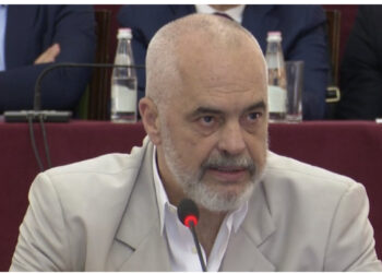 Rama shpall vendimin, çfarë do të ndodhë nesër në orën e parë të mësimit në shkolla