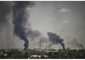 Beteja finale? Pse ukrainasit dhe rusët po vriten për një qytezë në Lindje të Ukrainës dhe e cakton ajo fatin e luftës?