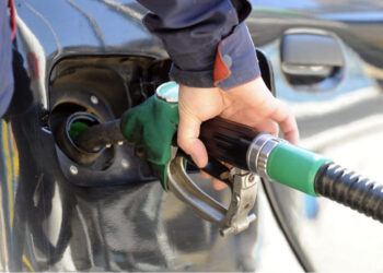 Ndryshojnë çmimet e karburanteve, ulet benzina, nafta dhe gazi