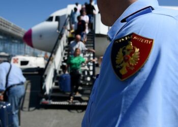 Fluks në pikat kufitare/ Sa qytetarë kanë hyrë në Shqipëri në 24 orët e fundit