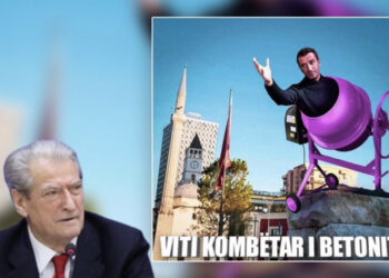 FOTO/ ‘Betonieri i kryeqytetit’, Berisha poston foton e Veliajt në një përziers betoni…