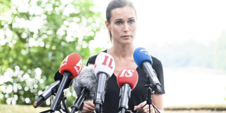 Foto “topless” në rezidencën zyrtare, Sanna Marin kërkon falje: Nuk ndodhi asgjë e jashtëzakonshme