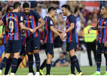 VIDEO/ Barcelona shkëlqen në Camp Nou, Lewandowski dëfrehet me dopietë ndaj Valladollid