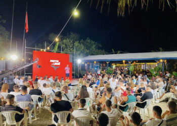 Meta poston mesazhin: Rinia në veprim, rinia për lirinë