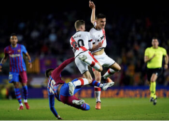 Barcelona ngec në start, katalanasit ndalen nga skuadra e Ivan Balliut