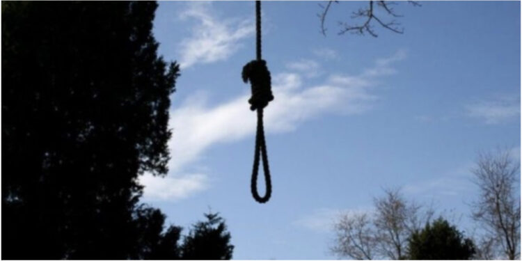 Një tjetër rast tragjik nga varfëria, gruaja vetëvaret në kasolle