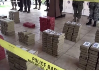 VIDEO/ Sekuestrohen 3.6 ton kokaninë në mes të detit