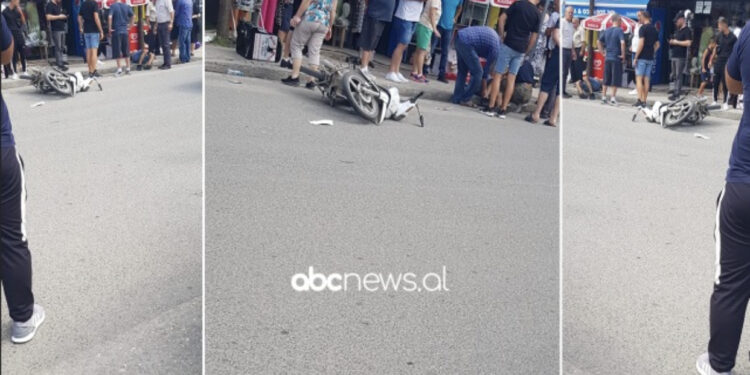 Makina përplas motorin në Tiranë, në gjendje të rëndë drejtuesi